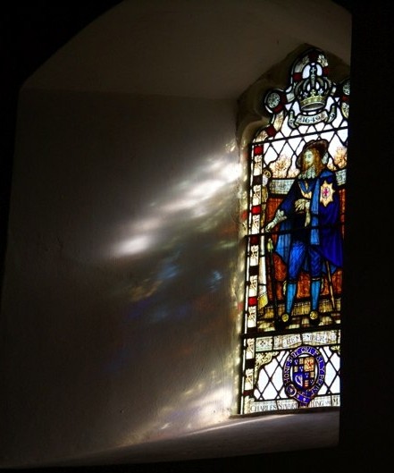 http://www.littlebromley.org.uk/saint_marys_church/stained_glass_window.jpg